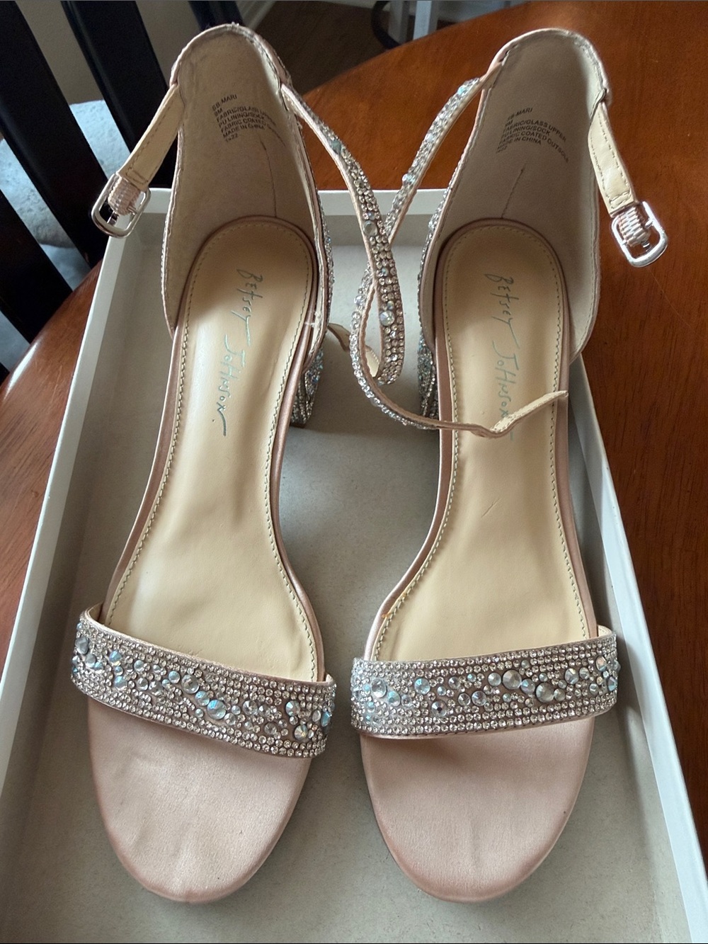 Betsey Johnson Mari Silver Heel Crystals Sandal Women's 9 - Picture 3 of 7